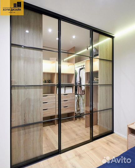 Шкаф купе с зеркалом