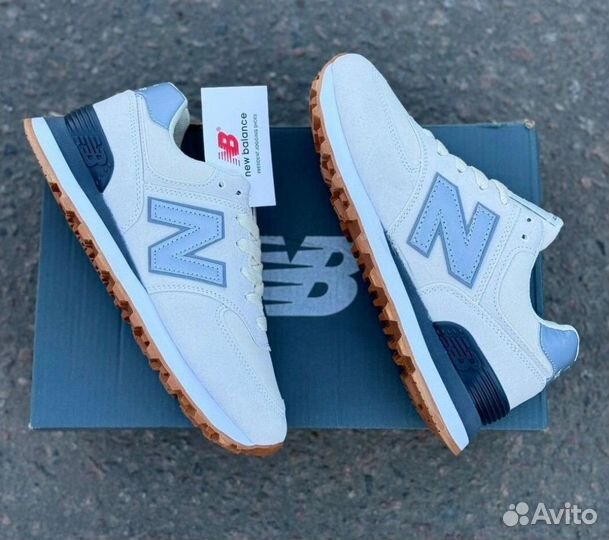 Кроссовки женские New Balance