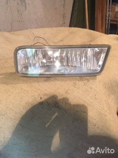 Туманка правая тойота литайс