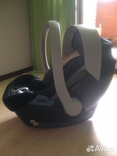 Автокресло Cybex Aton