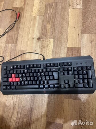 Клавиатура bloody