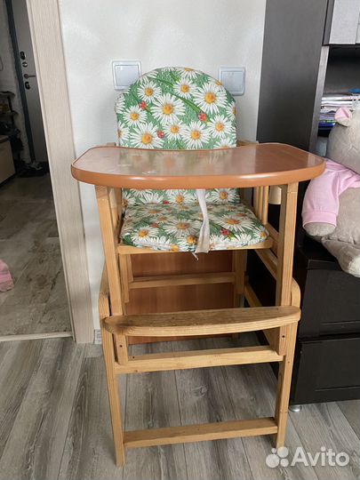 Стульчик для кормления