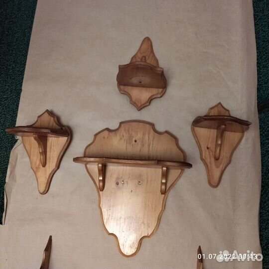 Полочки на стену из дерева