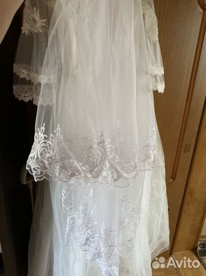 Свадебное платье