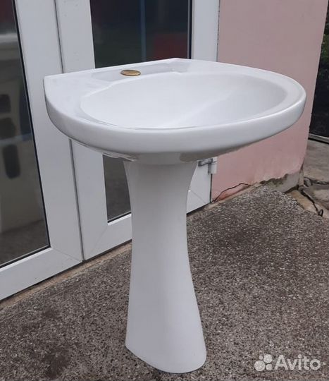 Раковина в ванную