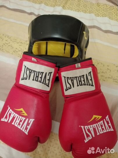 Боксерские перчатки 12 oz everlast