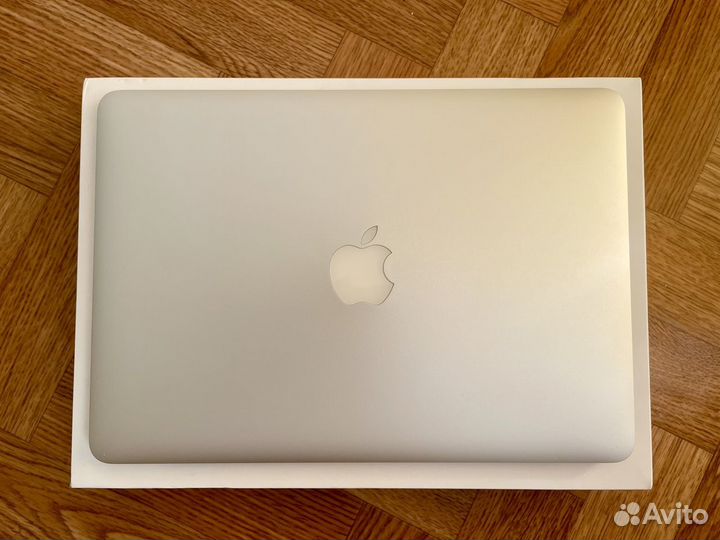 MacBook Pro 13” early 2015 как новый