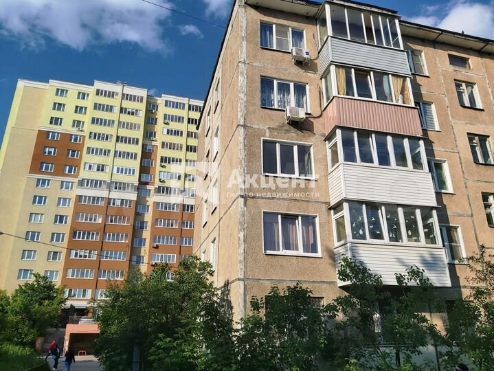 2-к. квартира, 49,2 м², 3/5 эт.