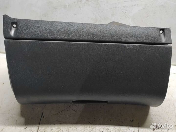 Бардачок Skoda Octavia Tour