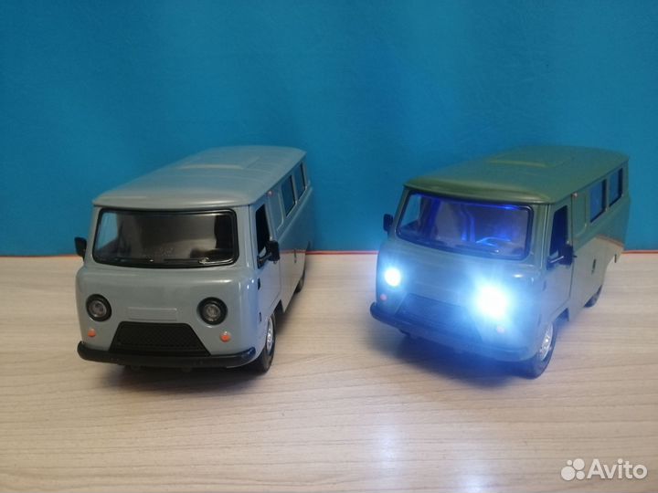 Металлическая машинка УАЗ буханка серая зеленая