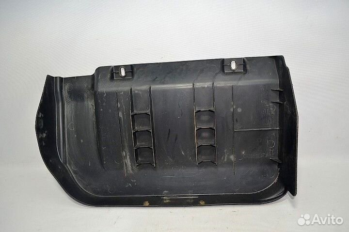 Крышка аккумуляторного ящика volvo FH (01.12)