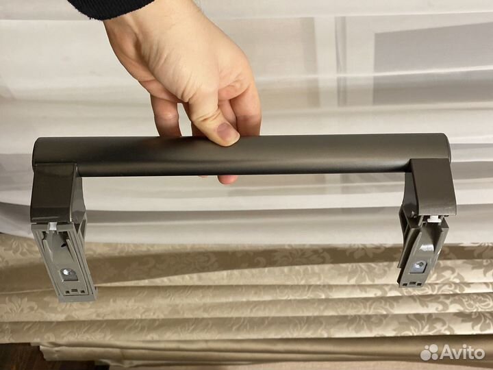 Ручка двери для холодильников LG (AED73552905)