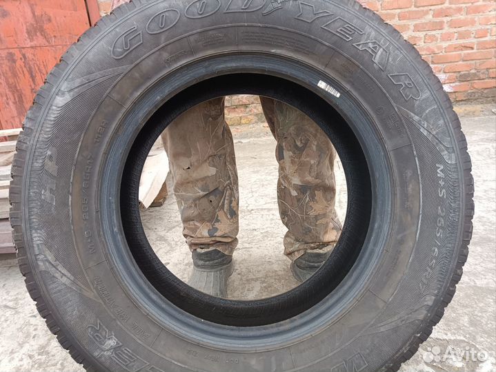 Goodyear Wrangler HP All Weather 265/65 R17 112H