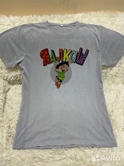 Футболка с печатью принтами