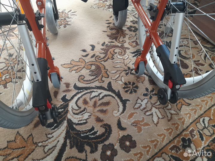 Инвалидная коляска,стул туалет