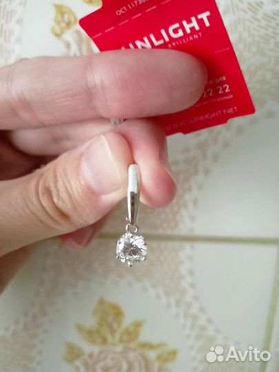 Серебряные серьги с фианитами