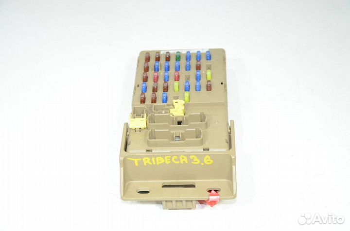 Блок предохранителей Subaru Tribeca WX 36D 2008