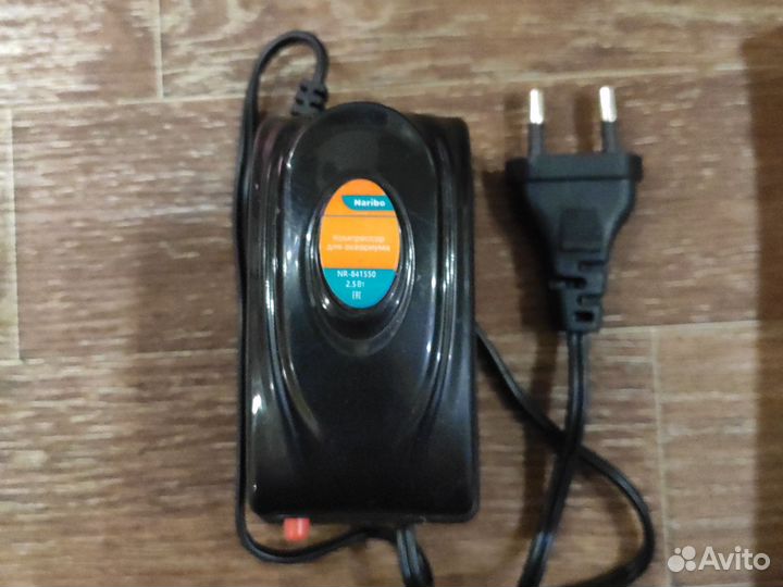 Компрессор для аквариума одноканальный Naribo