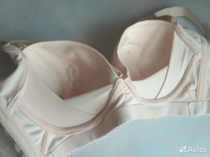 Бюстгальтер новый