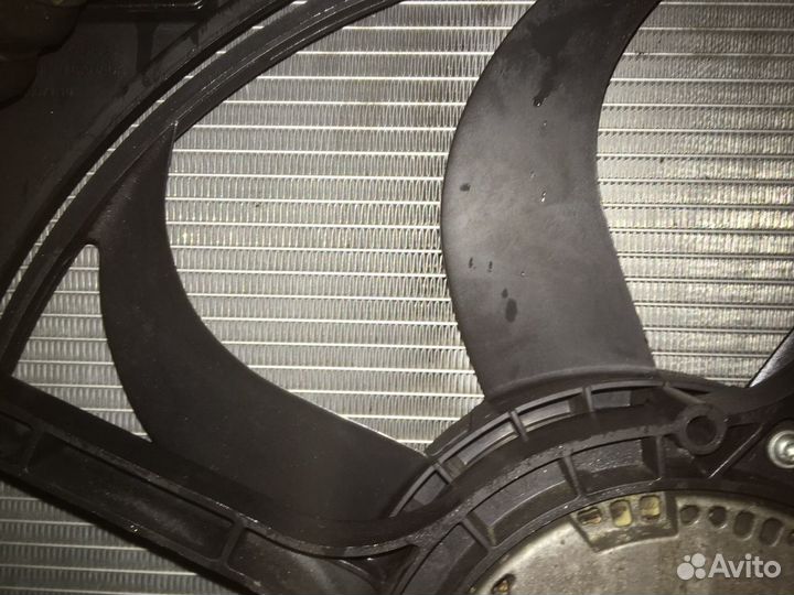 BMW X6 e71 BMW X5 e70 радиатор кассета радиаторов