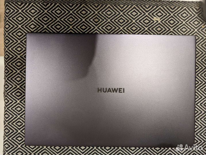 Huawei matebook d 14
