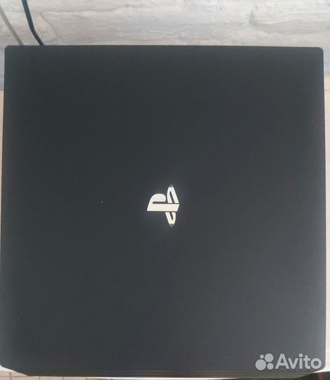Sony playstation 4 pro 1tb