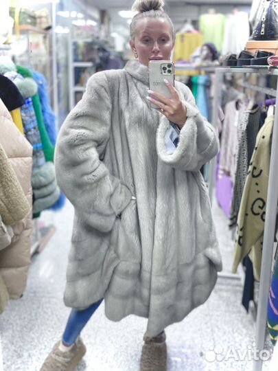 Шуба норковая голубая ог 140см