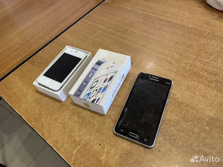 iPhone 4S, 16 ГБ