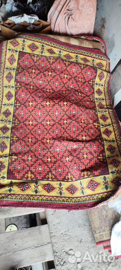 Ковры и паласы на пол или стену дорожки разные