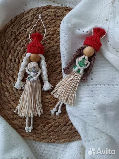 Ёлочные игрушки, новогодний декор, кукла макраме