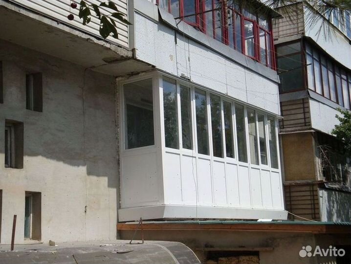 Пластиковые балконы под ключ