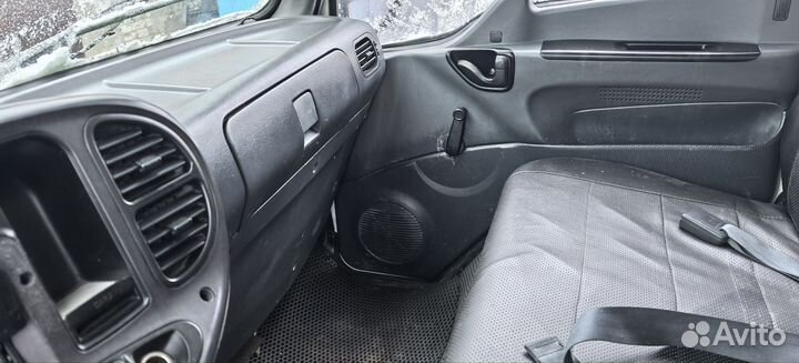 Рефрижератор 22 м³ Hyundai HD78, 2011