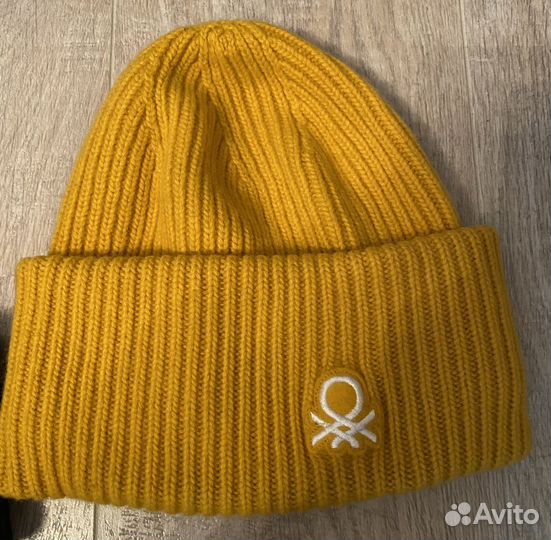 Шапка женская вязаная