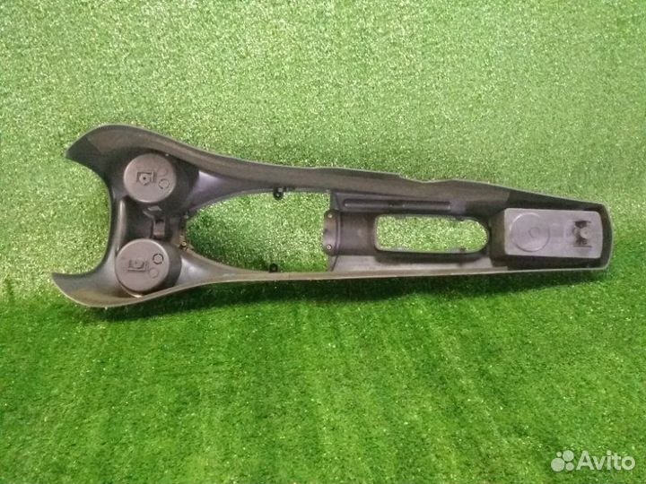 Подлокотник центральная консоль Ford Focus DFW