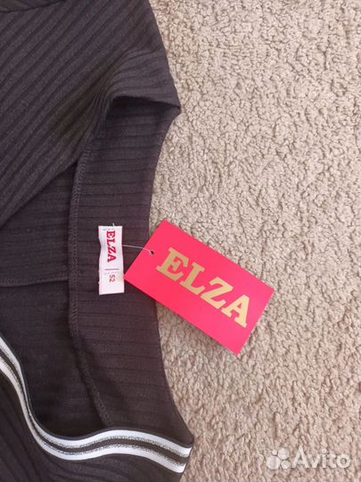 Костюм с юбкой женский