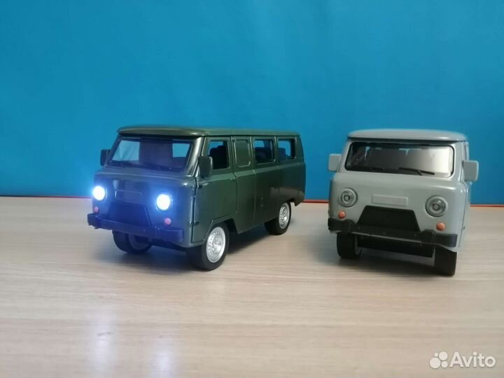 Металлическая машинка УАЗ буханка серая зеленая