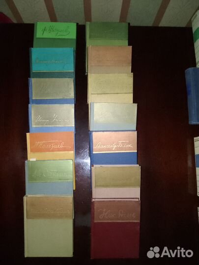 Книги поэзия в миниформате