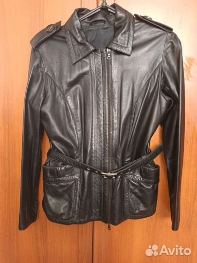 Куртка кожаная женская 46 размер