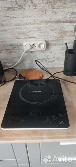 Настольная Индукционная плита Kitfort Kt-106