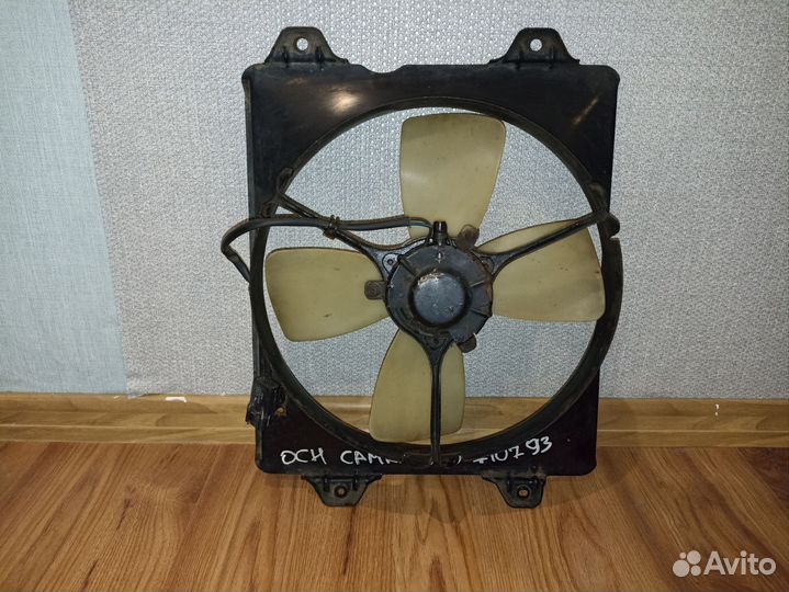 Вентилятор радиатора Toyota Camry SV30 4S-FE 1993