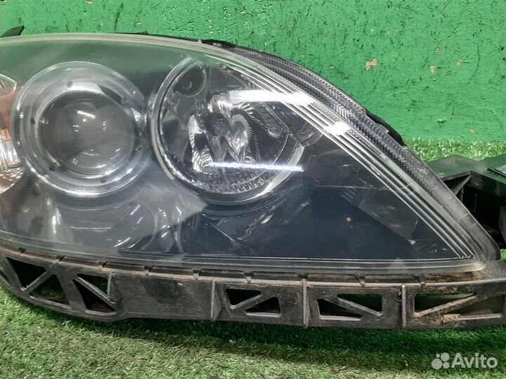 Фара правая Mazda 3 (BK) 2005
