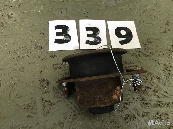 Подушка кабины рамы