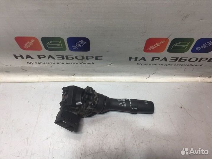 Подрулевой переключатель правый Toyota Corolla