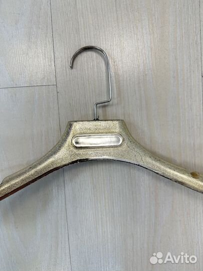 Вешалки плечики