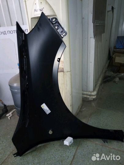 Крыло переднее левое фабия с 2007 г