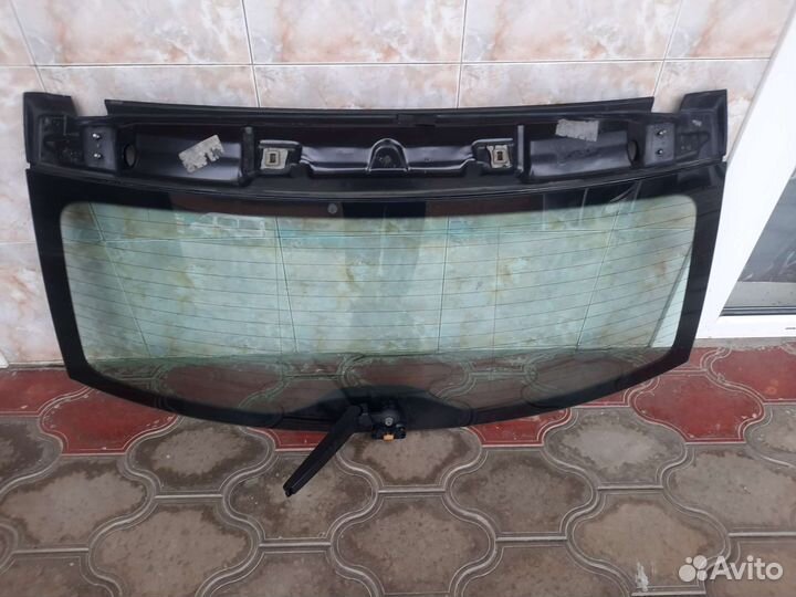 Задние лобовые стёкла Volkswagen Touareg, Ford