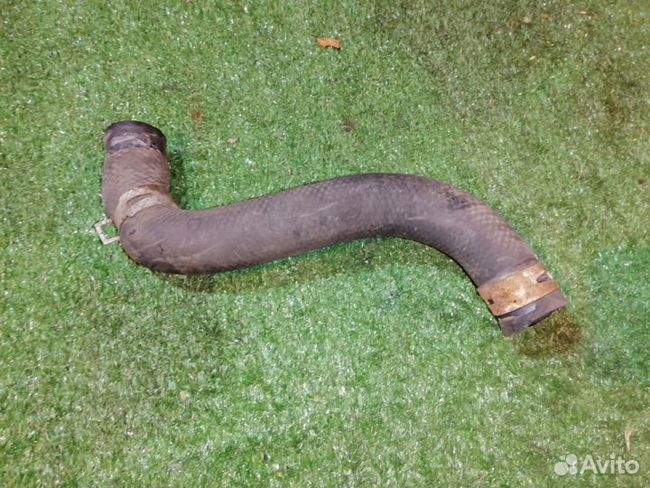 Патрубок охлаждения (радиатора) 16572-21020 нижний