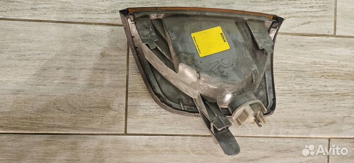 Mercedes 124 поворотники