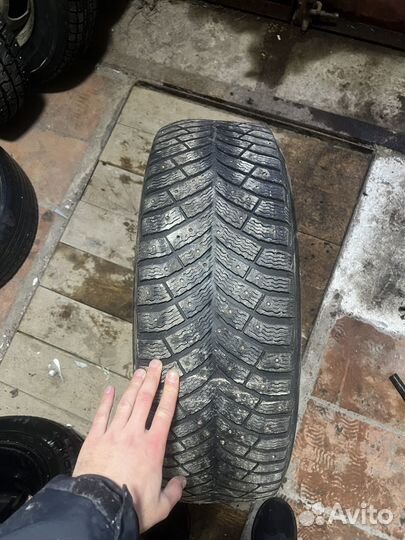Michelin Agilis X-Ice North 235/65 R17 26K