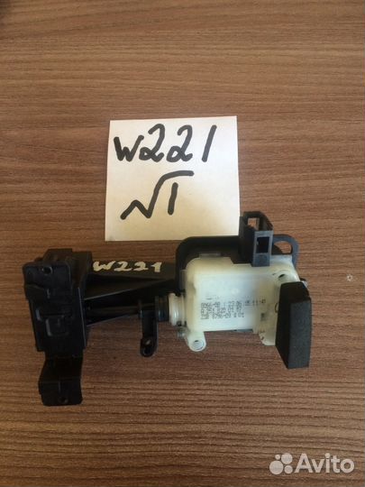 Активатор бензобака Mercedes W221 A2518200197